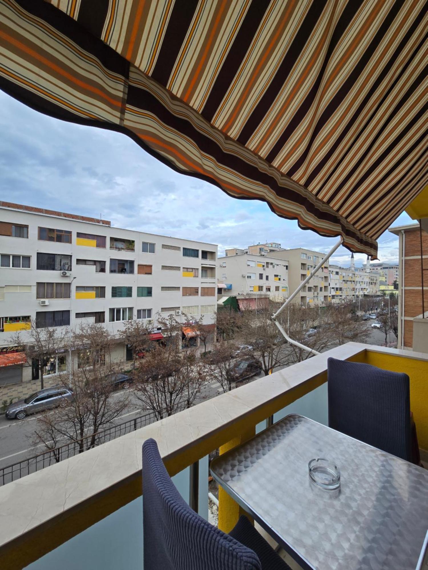 Ideal Home Shkodër エクステリア 写真