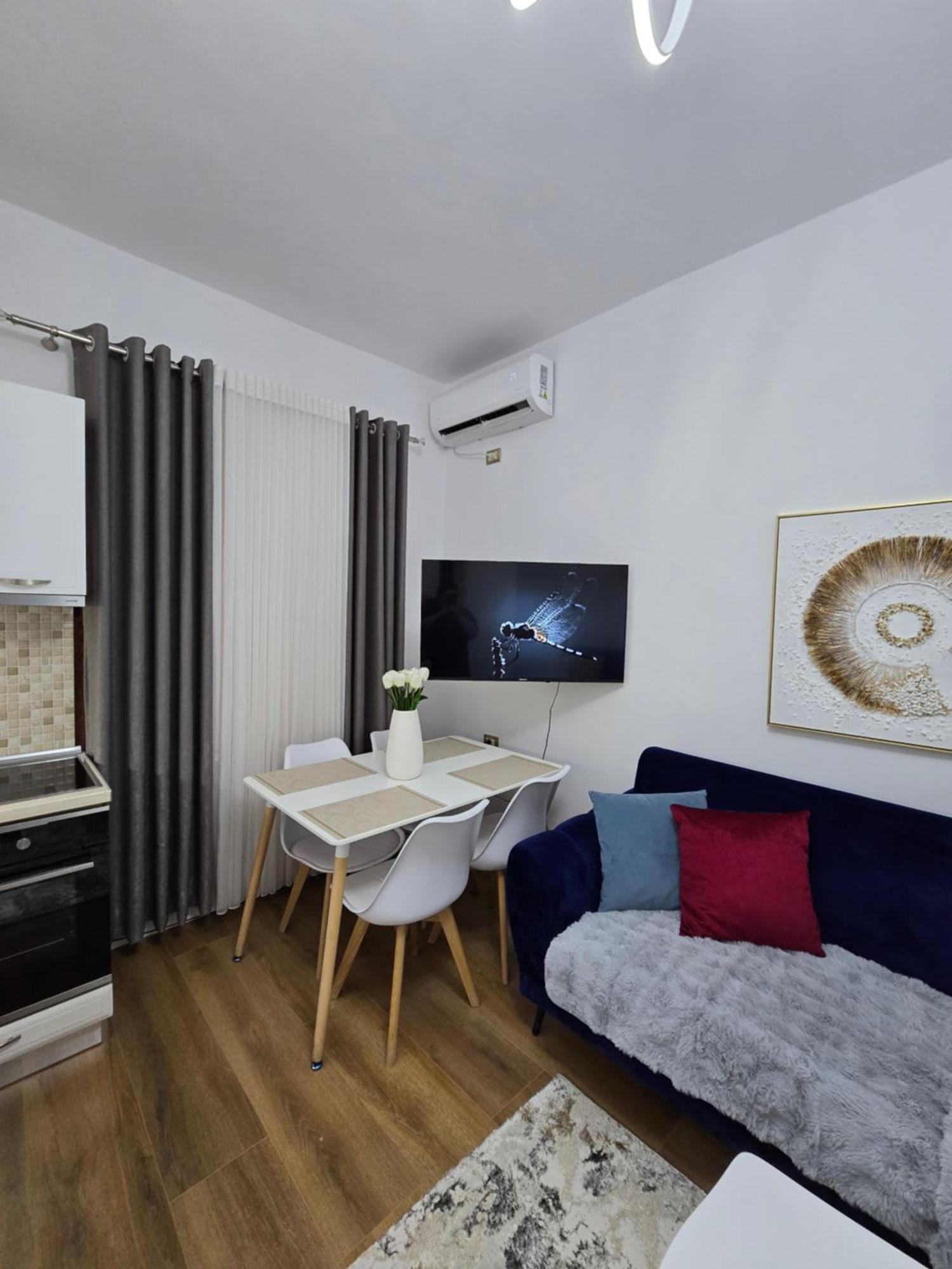 Ideal Home Shkodër エクステリア 写真