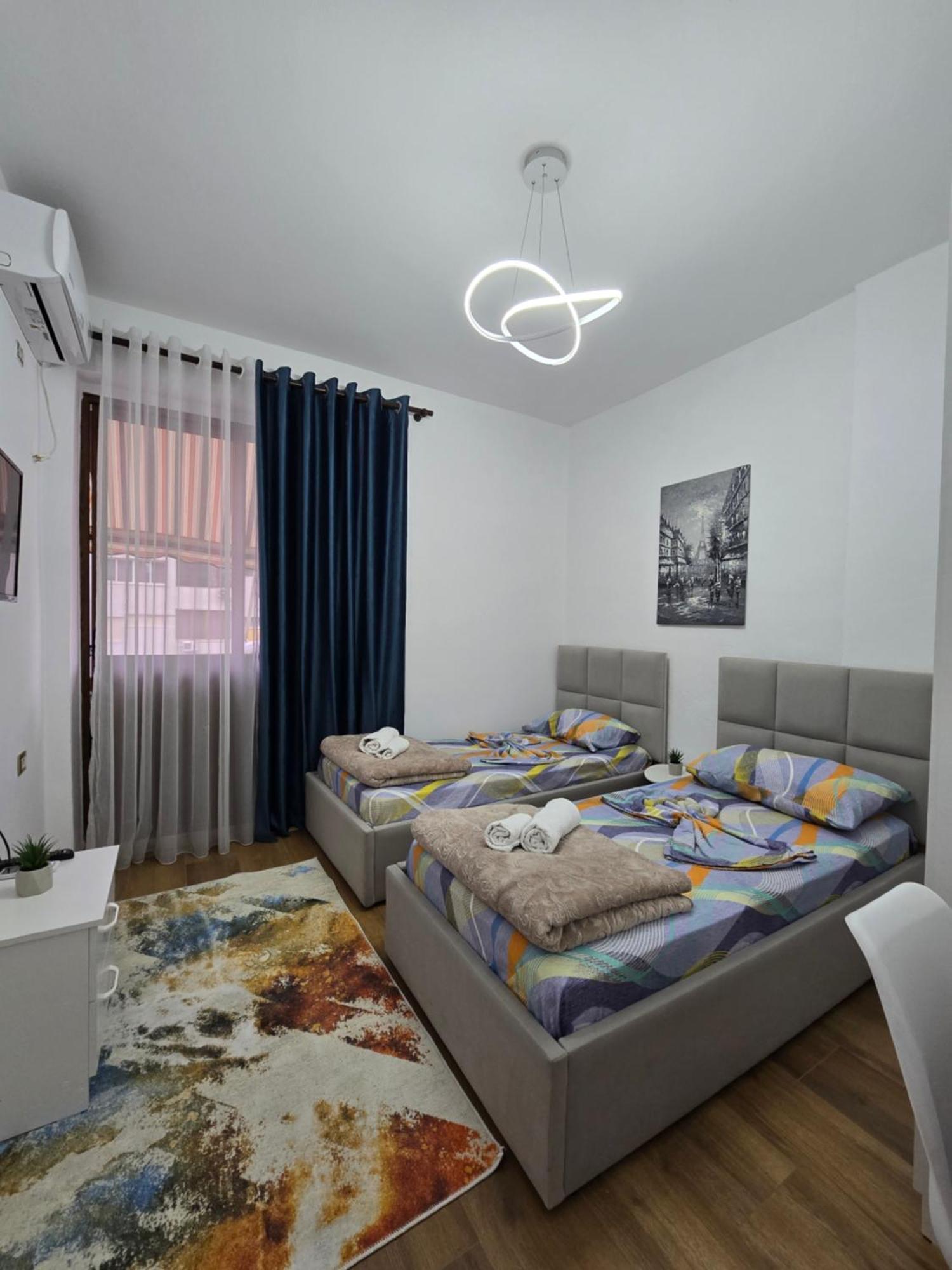 Ideal Home Shkodër エクステリア 写真